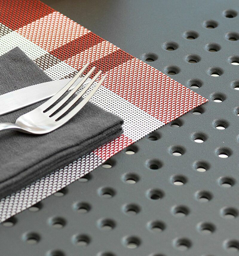 Texture of the Levante Table in Charcoal