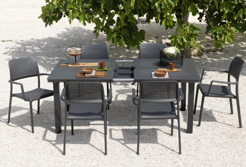 Levante 7 Piece Dining Set in Charcoal - Mechanism Extending out