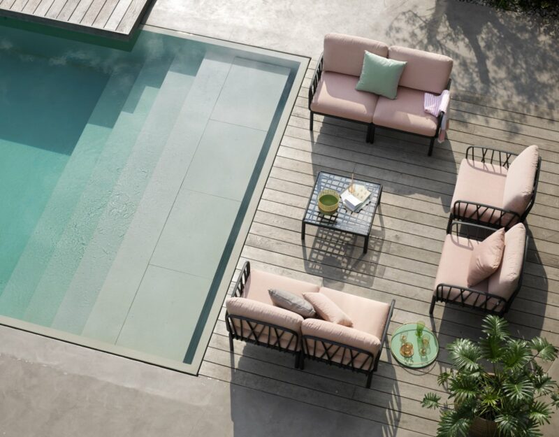 Outdoor lounge furniture - komodo 7-piece in charcoal & rosa