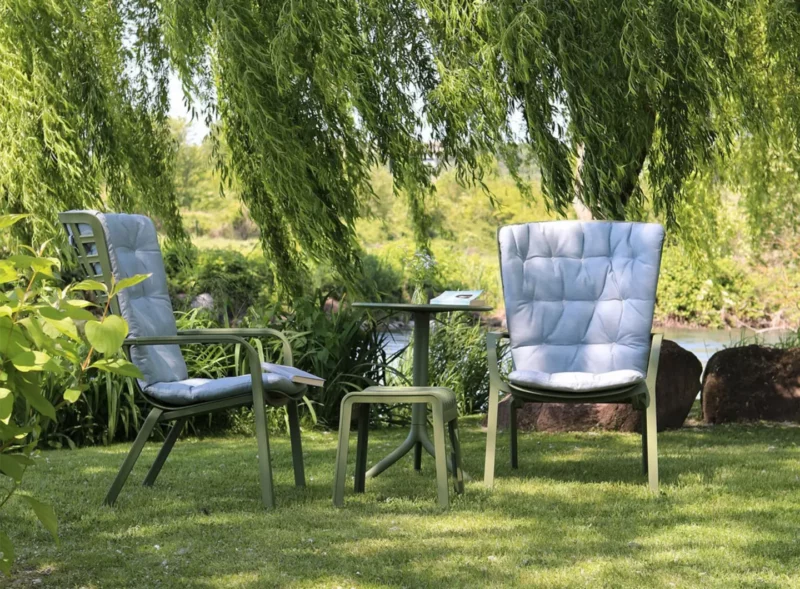 Nardi folio cushioned 4-piece bistro set in olive green & arctic blue cushions (2)