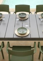 NARDI Rio 210-280 Extendable Table in Taupe with Trill Arm Chairs in Olive Green