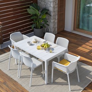 Outdoor Dining Tables