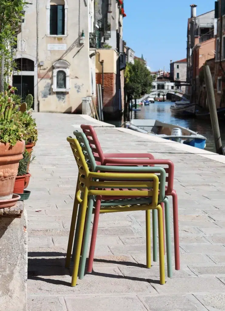 Doga Relax Lounge Chair 23 Nardi doga range stacking functionality